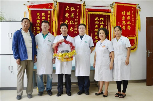 长春骨伤医院护理部主任梁立红荣获长春市“优秀护理管理者”称号5.jpg 长春骨伤医院护理部主任梁立红荣获长春市“优秀护理管理者”称号5.jpg